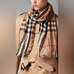 Burberry Crinkled Tan and Red Plaid Scarf